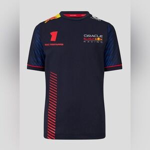 Max Verstappen Oracle Red Bull casual tee.
Round neck with name and number